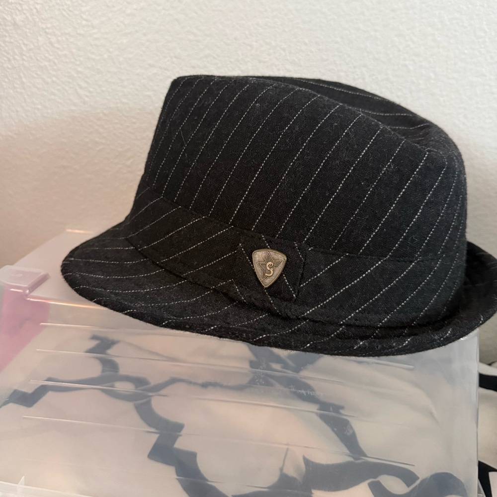 SHEIN Black Pinstripe Fedora Hat